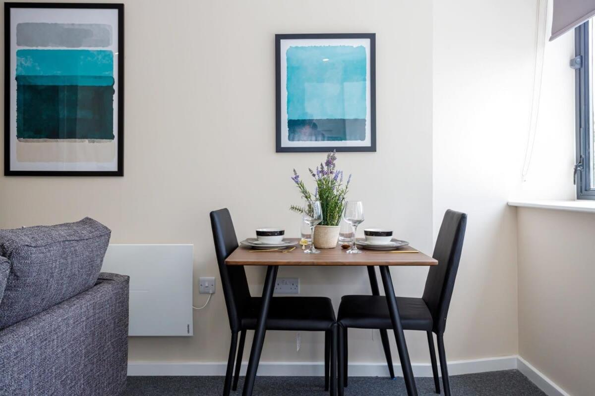 Modern And Stylish 1 Bed Apartment Manchester Esterno foto